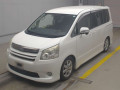 2007 Toyota Noah