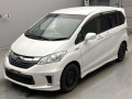 2014 Honda Freed hybrid