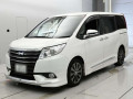 2015 Toyota Noah