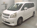 2009 Toyota Noah