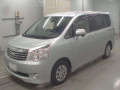 2011 Toyota Noah