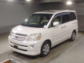 2006 Toyota Noah