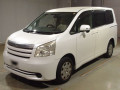 2009 Toyota Noah