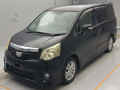 2010 Toyota Noah