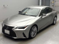2023 Lexus IS