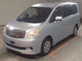 2010 Toyota Noah