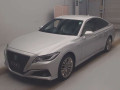 2018 Toyota Crown Hybrid