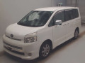 2009 Toyota Voxy