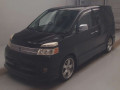 2005 Toyota Voxy