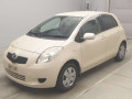 2005 Toyota Vitz