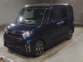 2021 Daihatsu Tanto Custom