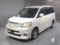 2003 Toyota Noah