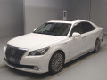 2016 Toyota Crown Majesta