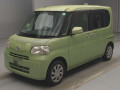 2011 Daihatsu Tanto