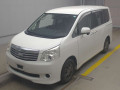 2010 Toyota Noah