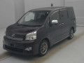 2013 Toyota Voxy