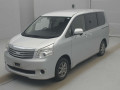 2013 Toyota Noah