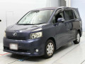 2009 Toyota Voxy