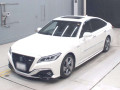 2018 Toyota Crown Hybrid