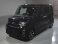 2021 Daihatsu Tanto Custom
