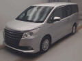 2017 Toyota Noah