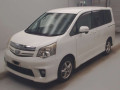 2010 Toyota Noah