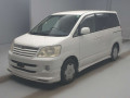 2003 Toyota Noah