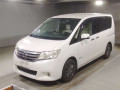 2013 Nissan Serena