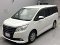2016 Toyota Noah
