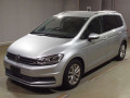 2019 Volkswagen Golf Touran