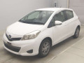 2013 Toyota Vitz