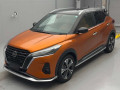 2020 Nissan KIX