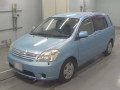 2004 Toyota Raum