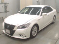 2014 Toyota Crown Hybrid