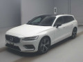2021 Volvo V60