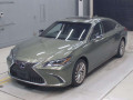 2019 Lexus ES