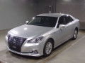 2015 Toyota Crown Hybrid
