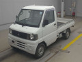 2002 Mitsubishi Minicab Truck