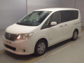 2013 Nissan Serena