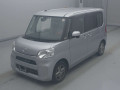 2016 Daihatsu Tanto