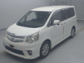 2011 Toyota Noah