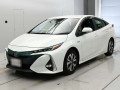 2019 Toyota Prius PHV