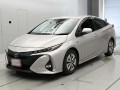 2019 Toyota Prius PHV