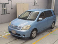 2004 Toyota Raum