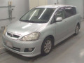 2005 Toyota Ipsum