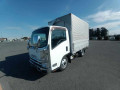 2010 Isuzu Elf Truck