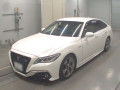 2019 Toyota Crown Hybrid