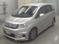 2013 Honda Freed spike hybrid