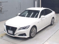 2019 Toyota Crown Hybrid