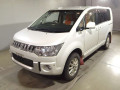 2015 Mitsubishi Delica D5